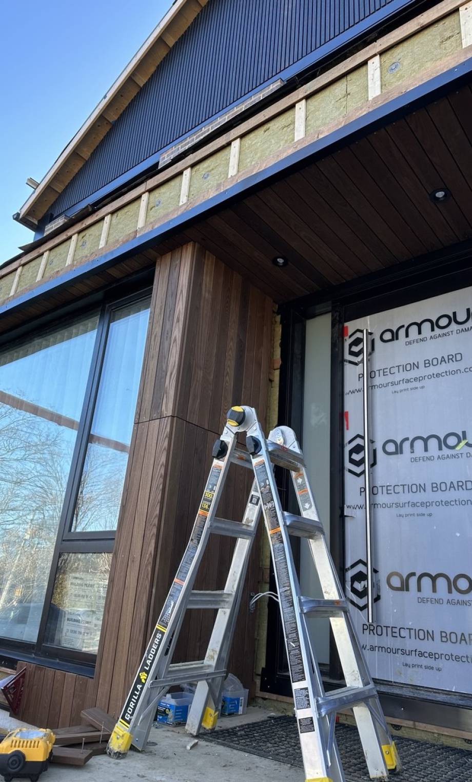 photo_2025-10-10_00-09-33